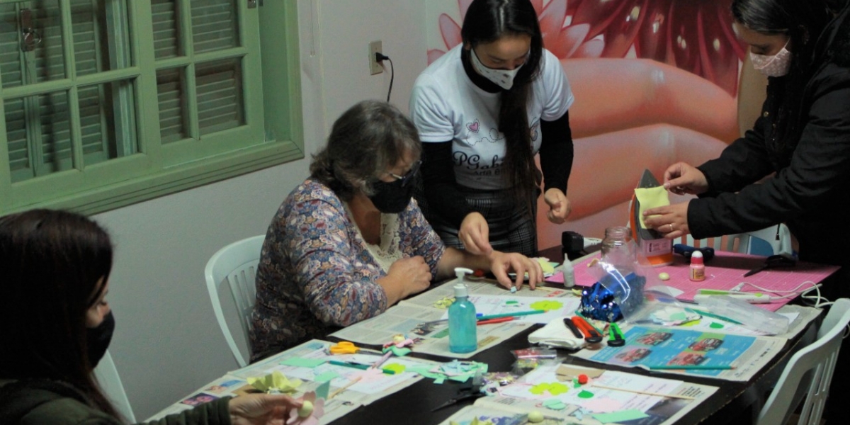 Oportunidade de renda: artesãos podem realizar cursos gratuitos no Integra Coopera