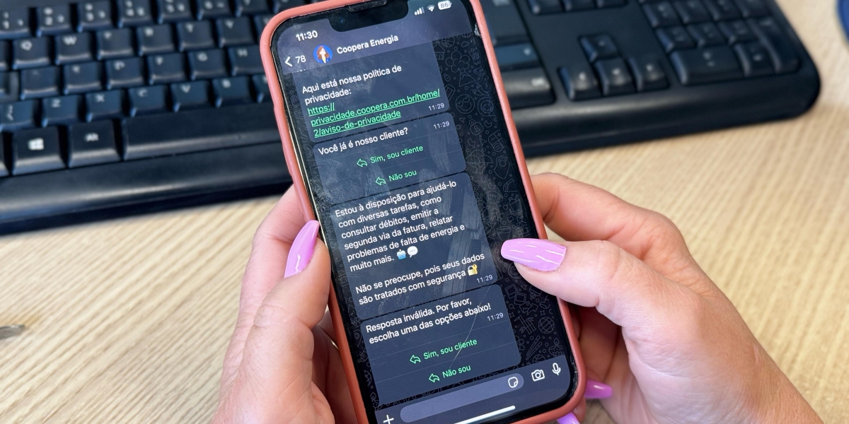 Coopera moderniza comunicação com consumidores: avisos agora pelo WhatsApp com suporte da Clara