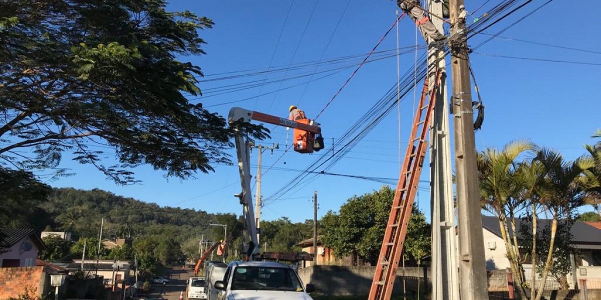 Concluída a  reforma da rede elétrica em Jardim Esteves