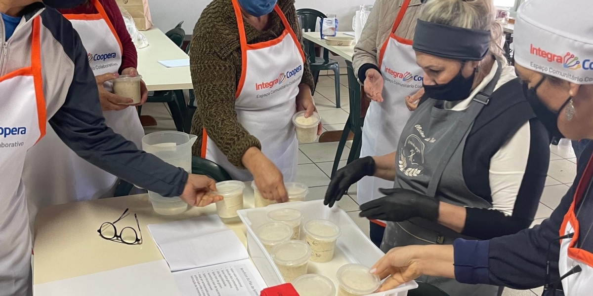 Alimentação saudável e novas experiências na oficina de pão de fermentação natural