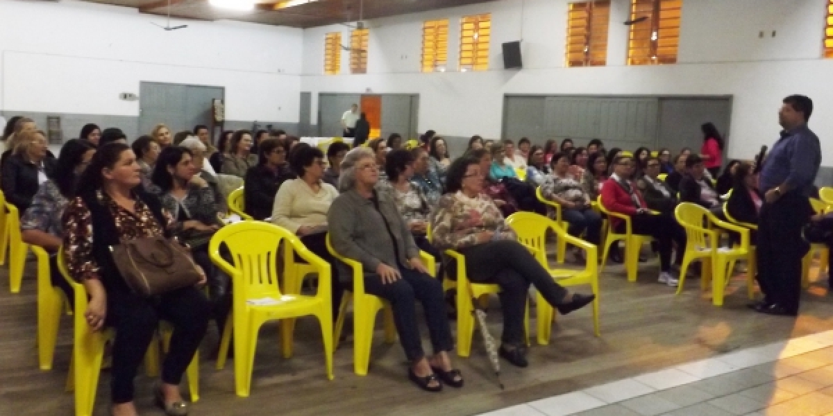 COOPERA promove palestra para formação de Núcleos Femininos