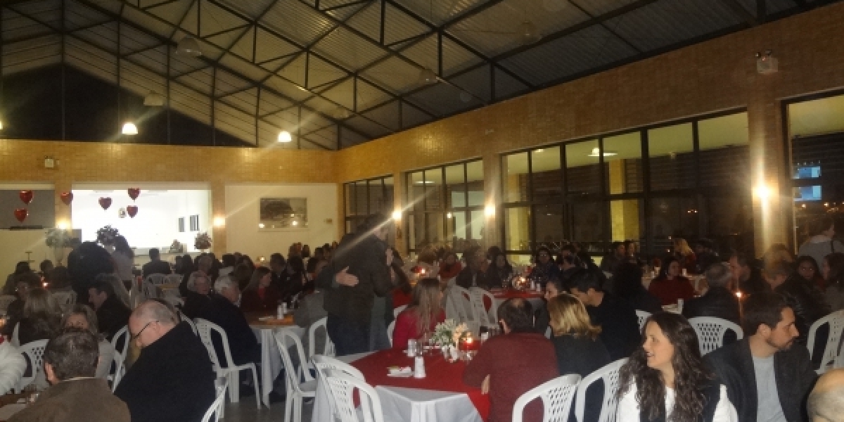 Encontro de Casais reuniu associados em Forquilhinha