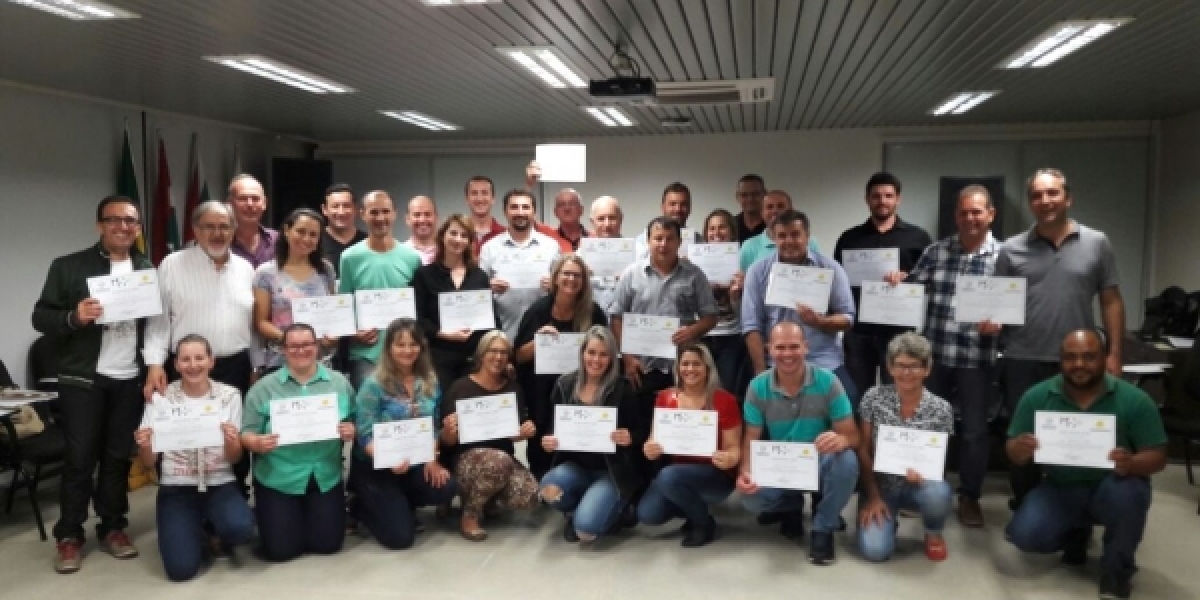 COOPERA forma mais um Núcleo Educativo Cooperativo