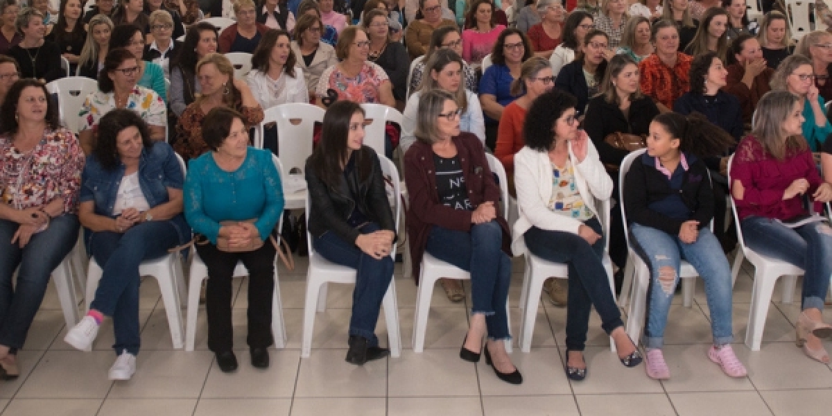 COOPERA promoveu Vº Encontro de Mulheres Cooperativistas