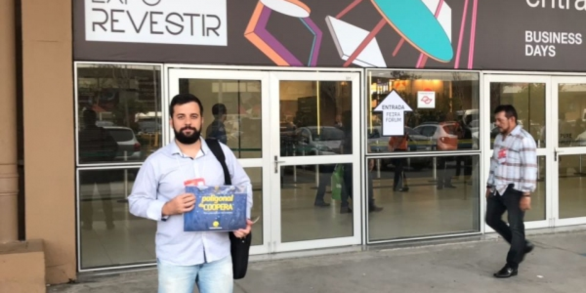 Poligonal: COOPERA divulga projeto na Feira Revestir em São Paulo