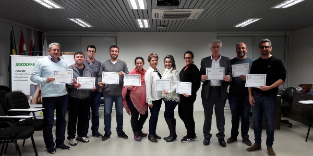 Associados da COOPERA são capacitados no Núcleo Educativo Cooperativo
