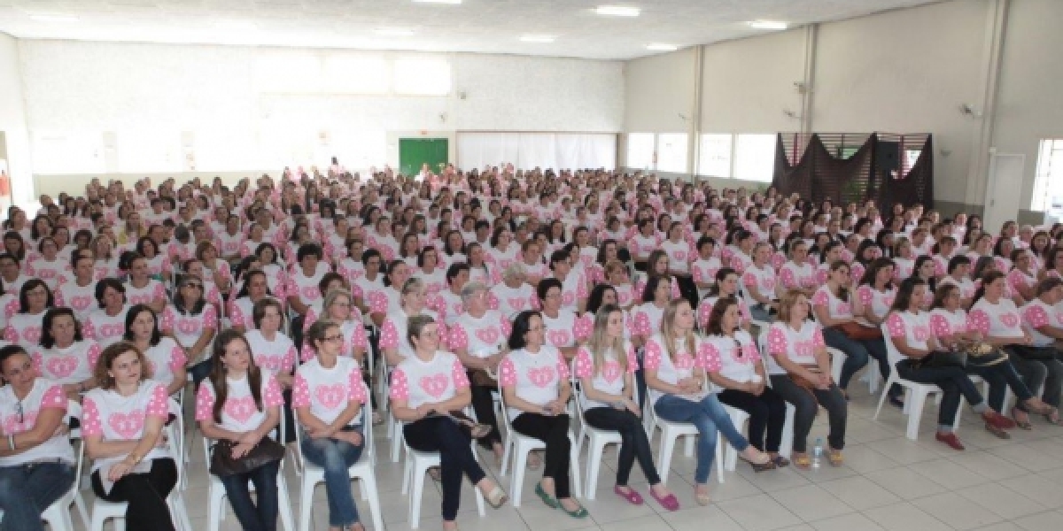 COOPERA reúne 600 mulheres em encontro