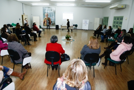 Núcleo Feminino da COOPERA abre trabalhos no Integra COOPERA