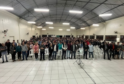 COOPERA em comunidade reúne 400 cooperados do bairro Santa Cruz em Forquilhinha
