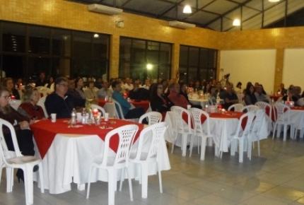 A Arte de Conviver foi o tema do 4º Encontro de Casais em Forquilhinha