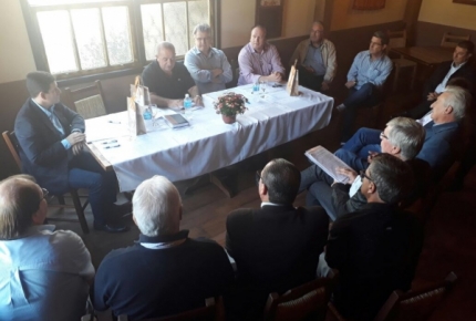 COOPERA sedia encontro da FECOERUSC