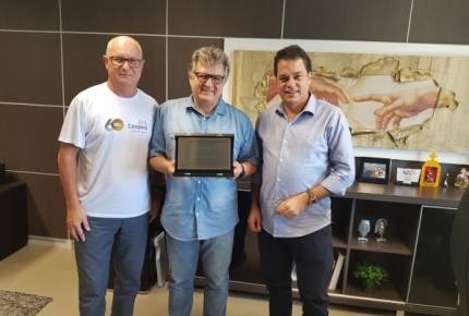 Deputado Rodrigo Minotto homenageia a COOPERA pelos 60 anos de história